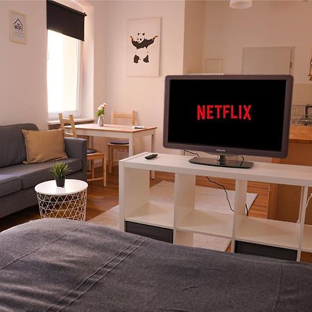 Fullhouse - Halle - T28 - Panda Apartment エクステリア 写真